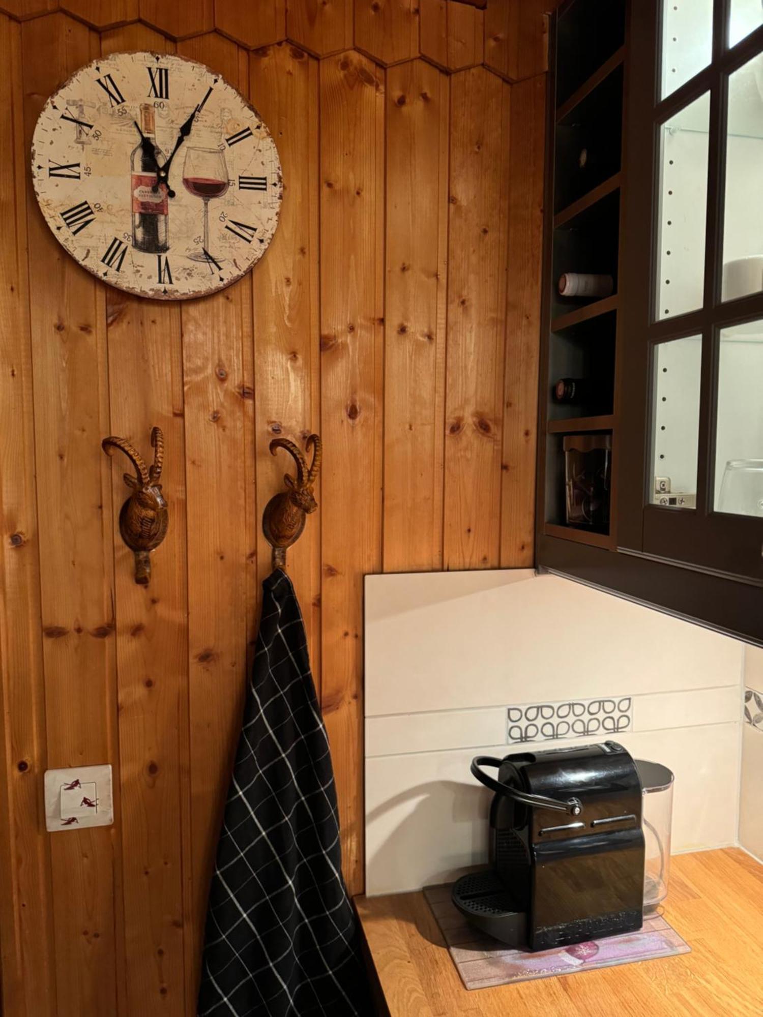 Charming, Cosy Chalet Nestled In A Breathtaking Surrounding With Spectacular, Stunning Mountain Views Ла-Шапель-д'Абонданс Экстерьер фото
