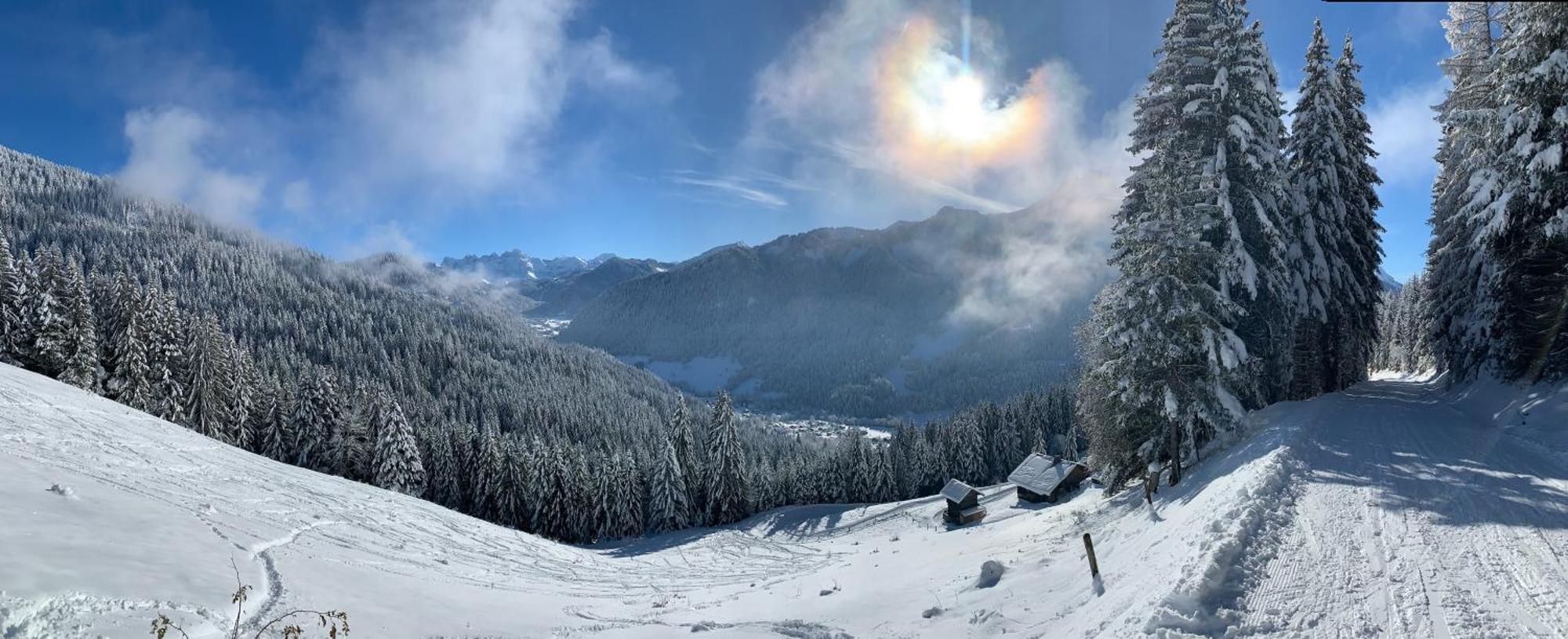 Charming, Cosy Chalet Nestled In A Breathtaking Surrounding With Spectacular, Stunning Mountain Views Ла-Шапель-д'Абонданс Экстерьер фото