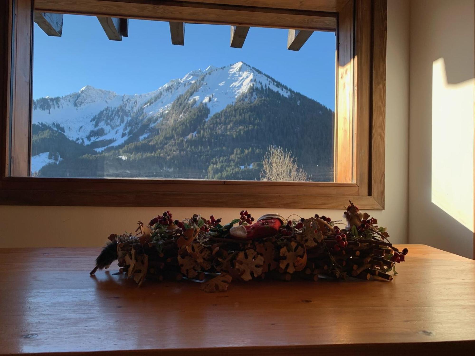 Charming, Cosy Chalet Nestled In A Breathtaking Surrounding With Spectacular, Stunning Mountain Views Ла-Шапель-д'Абонданс Экстерьер фото